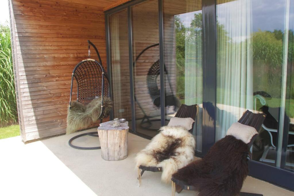 Sfeervol Chalet Midden In De Natuur Halle Exterior photo